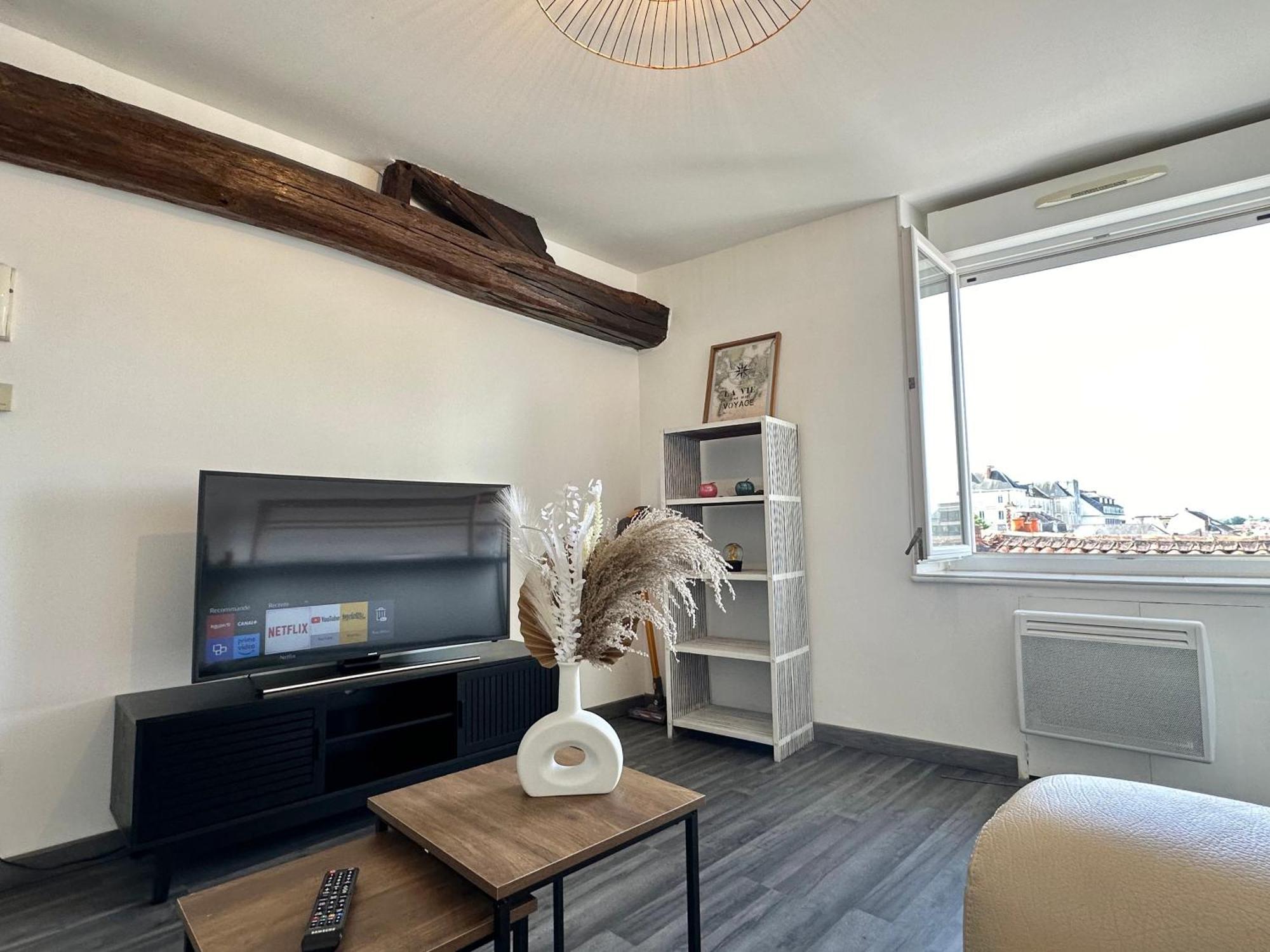Appartement Cosy En Centre Ville Шоле Экстерьер фото